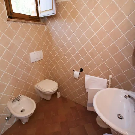 Lovely In Tuscany With Panoramic View كاستيلْنْوافو بيراردين
